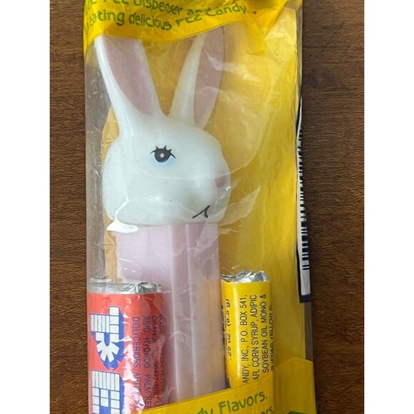 Pez Candy Dispenser Vintage 90s Sealed Package BUNNY RABBIT Pink Easter Unopened - Picture 3 of 3